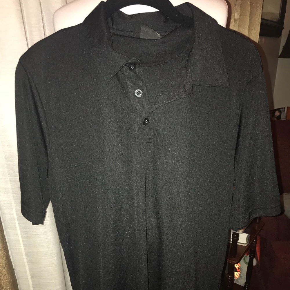 EUC OAKLEY men’s shirt